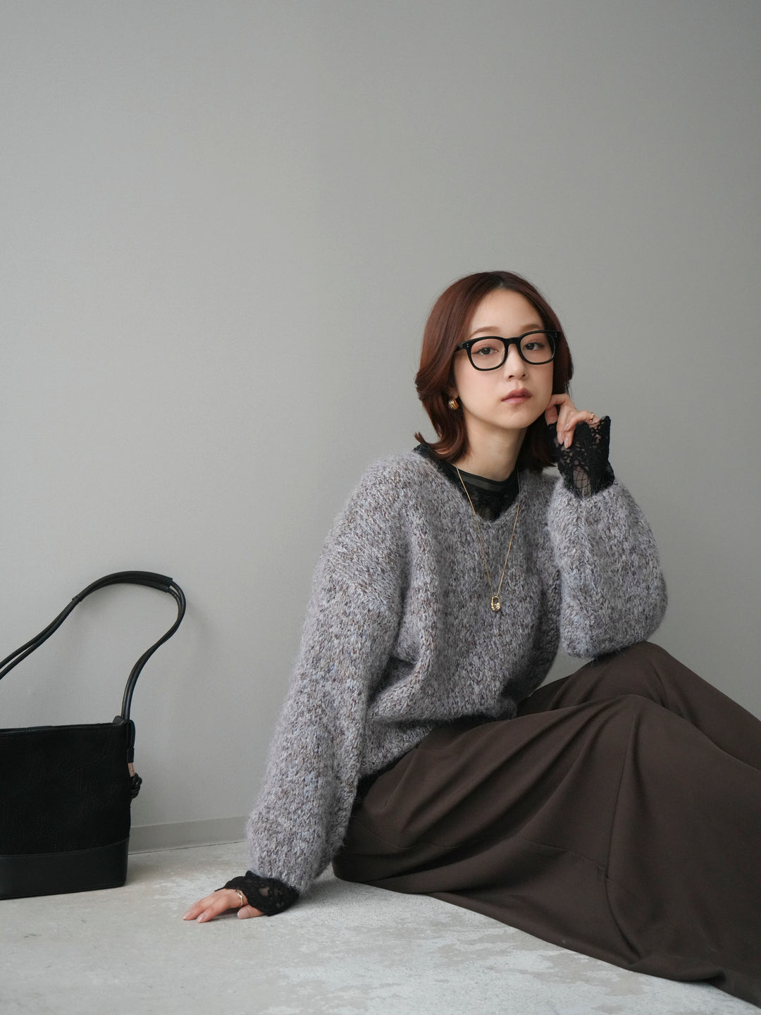 [SET]Vネックミックスヤーンニットプルオーバー+チュールレーストップス+テープベルトタックバギーパンツ(3set)