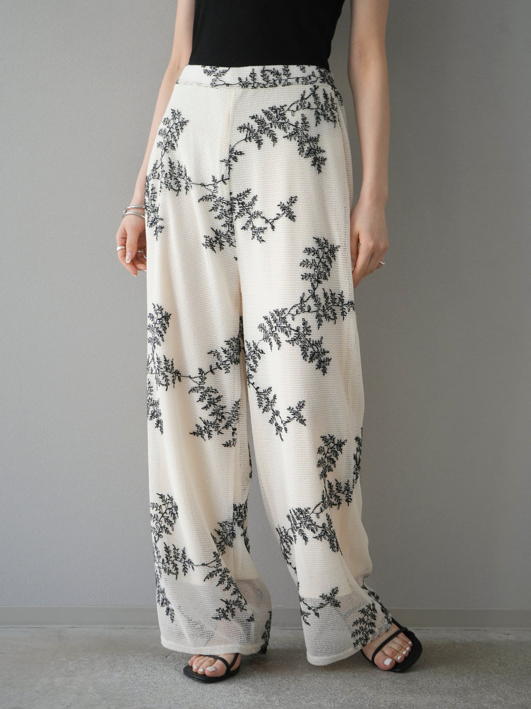 [予約]リーフ柄メッシュワイドパンツ/アイボリー