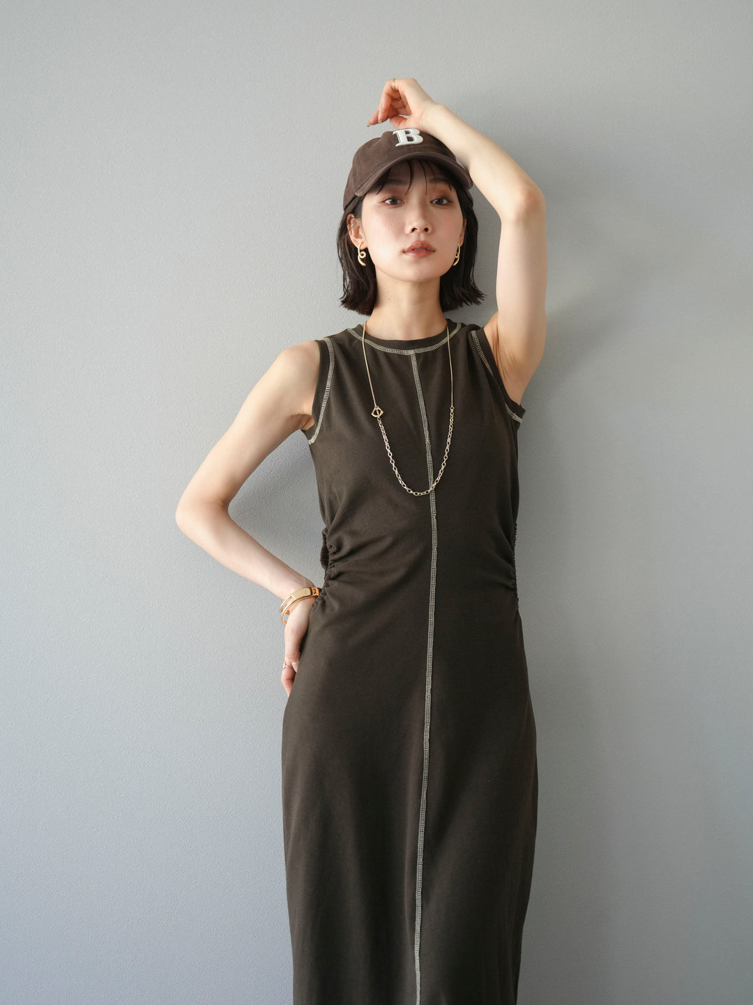 [予約]ウエストオープンステッチカットワンピース/ブラウン