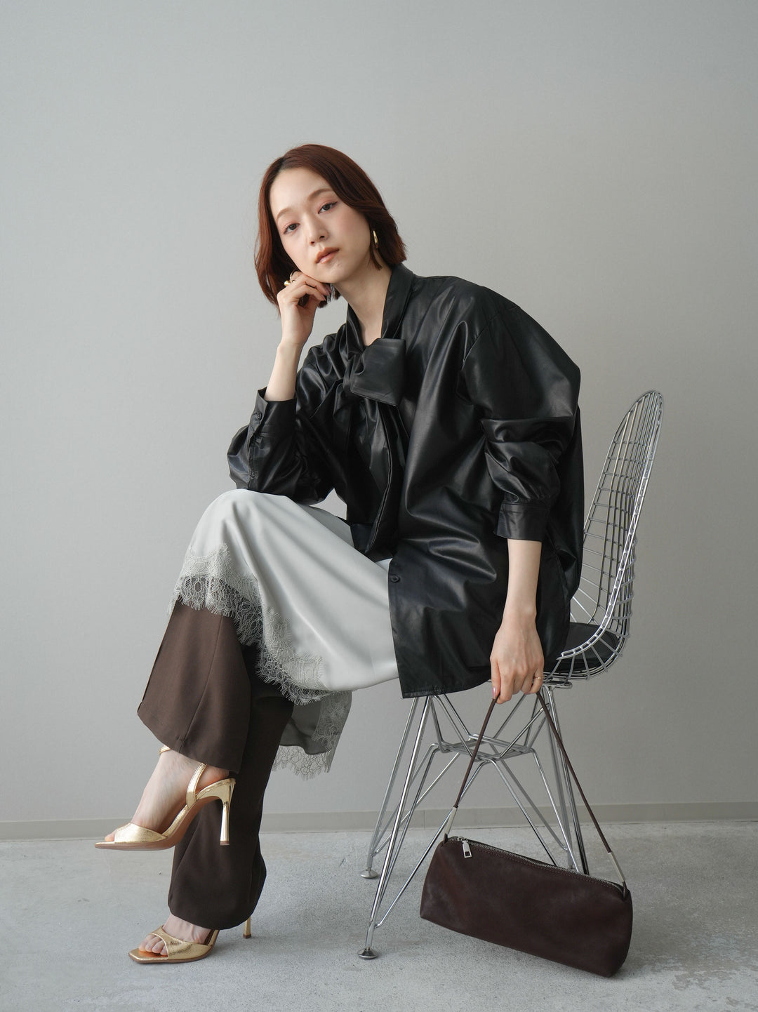 [SET]フェイクレザーボウタイブラウス+センターシームフレアパンツ(2set)