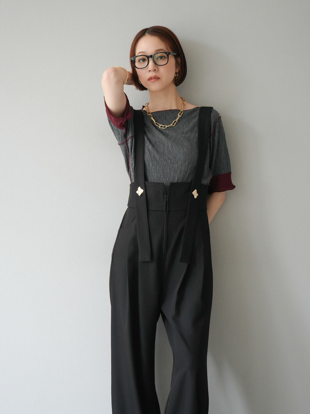 [SET]プリーツ配色ボートネックプルオーバー+ゴールドボタンサスペンダーワイドパンツ(2set)