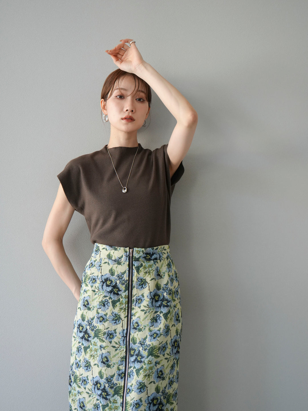 [SET]プチネックフレンチニットトップス+ゴブランフロントジップタイトスカート(2set)