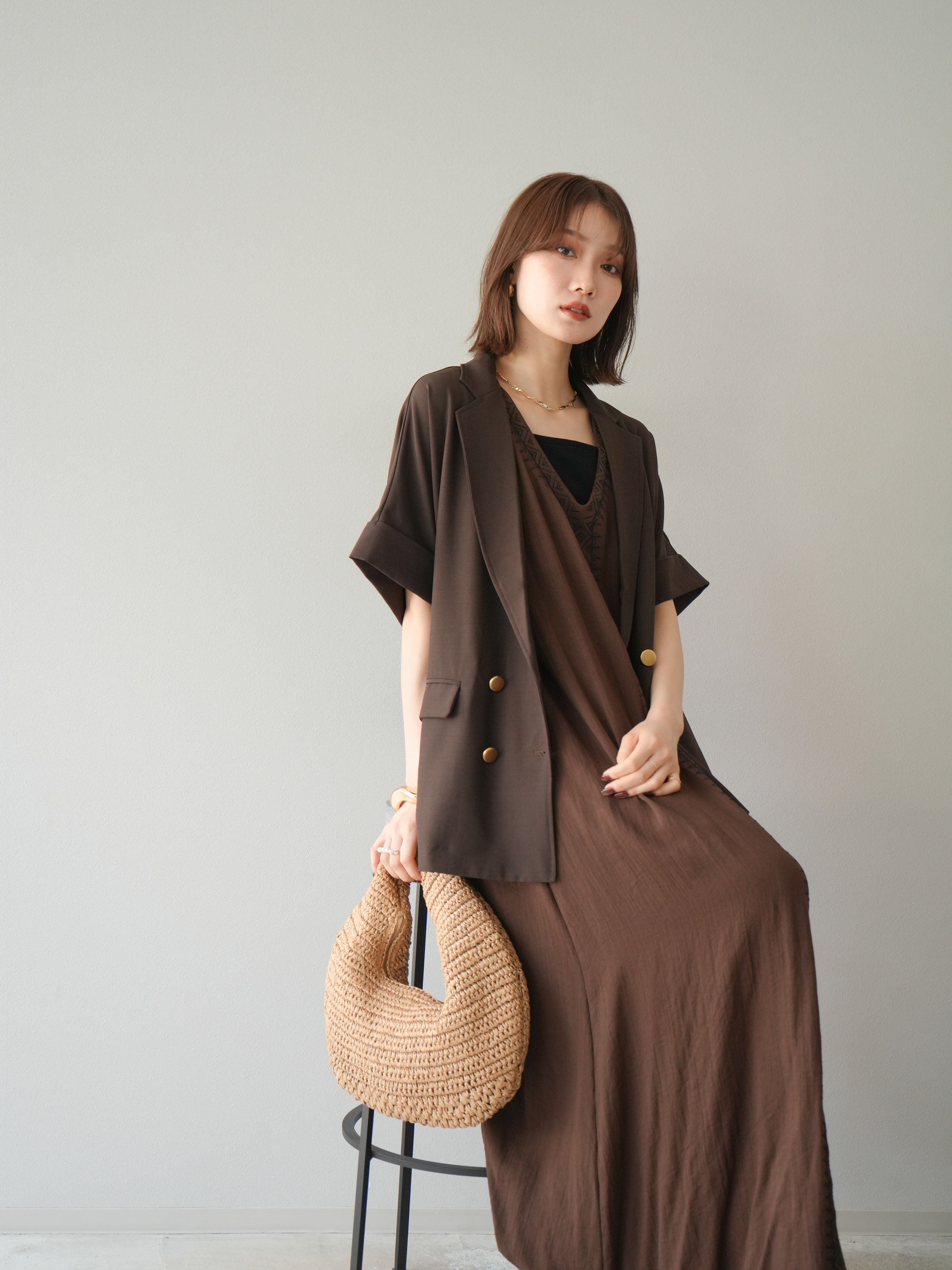 予約]ゴールドボタンハーフジャケット/ブラウン – Lumier