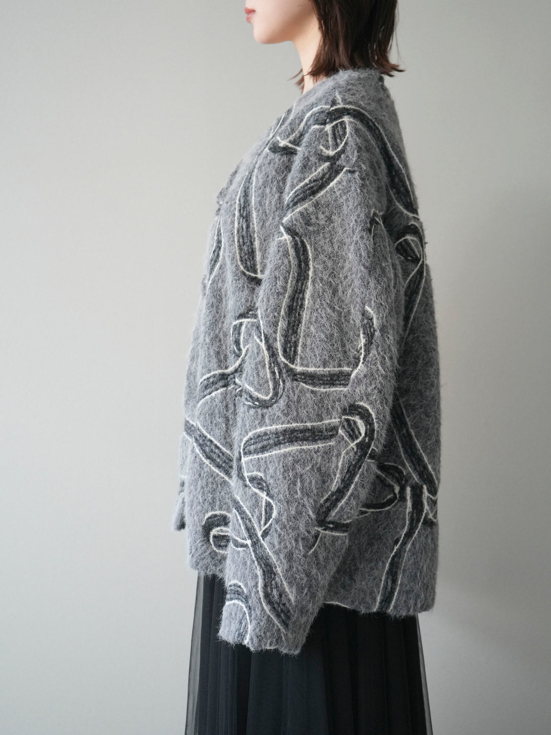 [予約]ニュアンス刺繍ブークレニットジャケット/gray