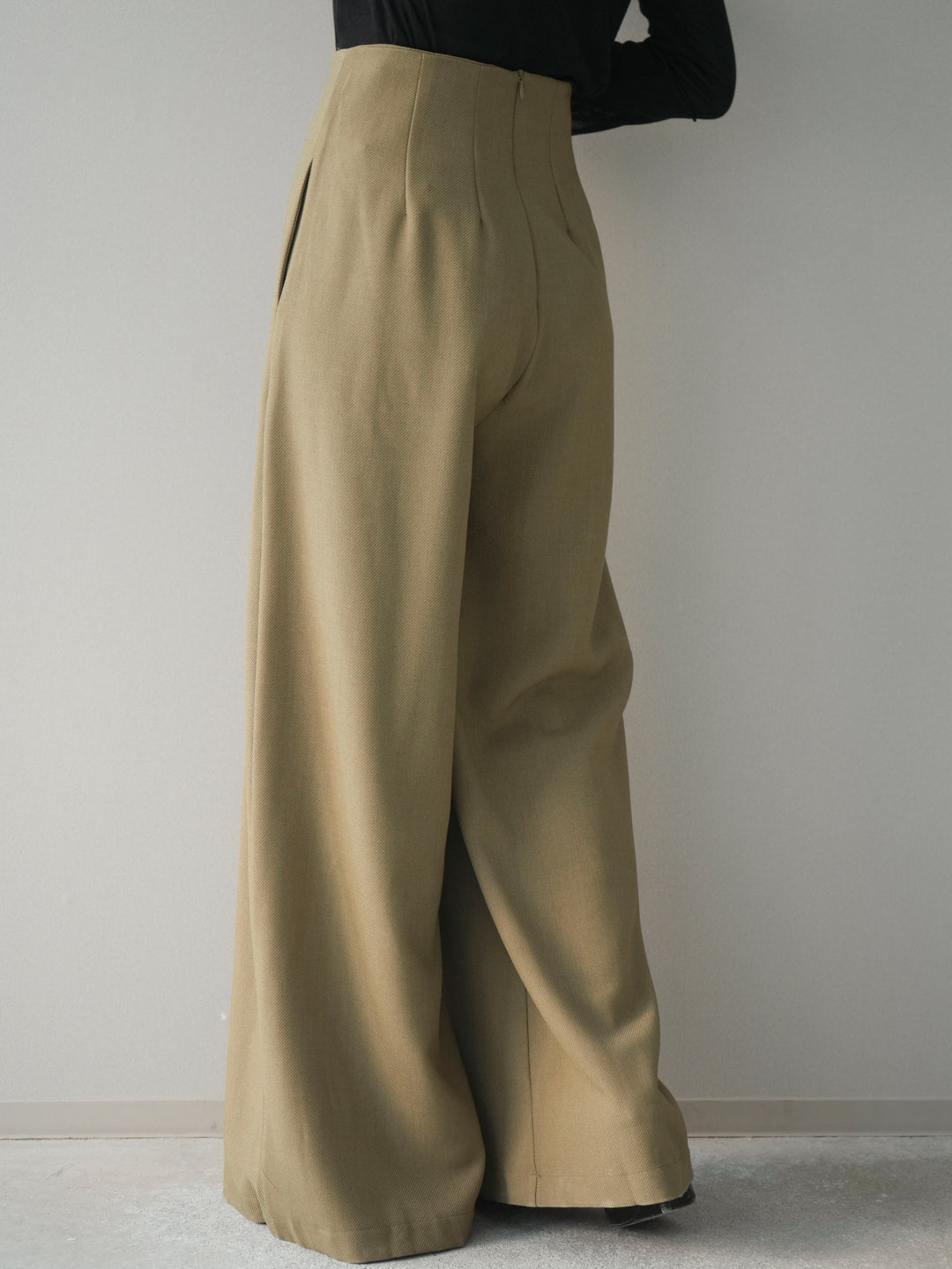 [予約]デザインハイウエストワイドパンツ/olive