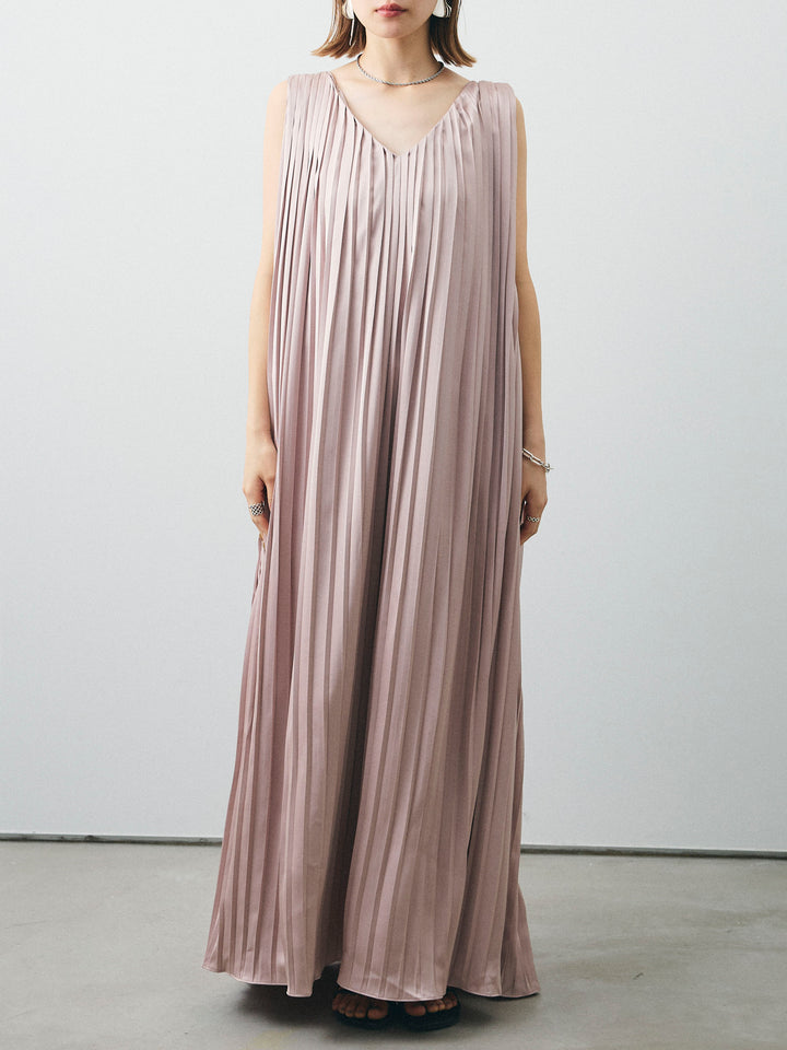 [予約]サテンプリーツVネックワンピース/ピンクベージュ