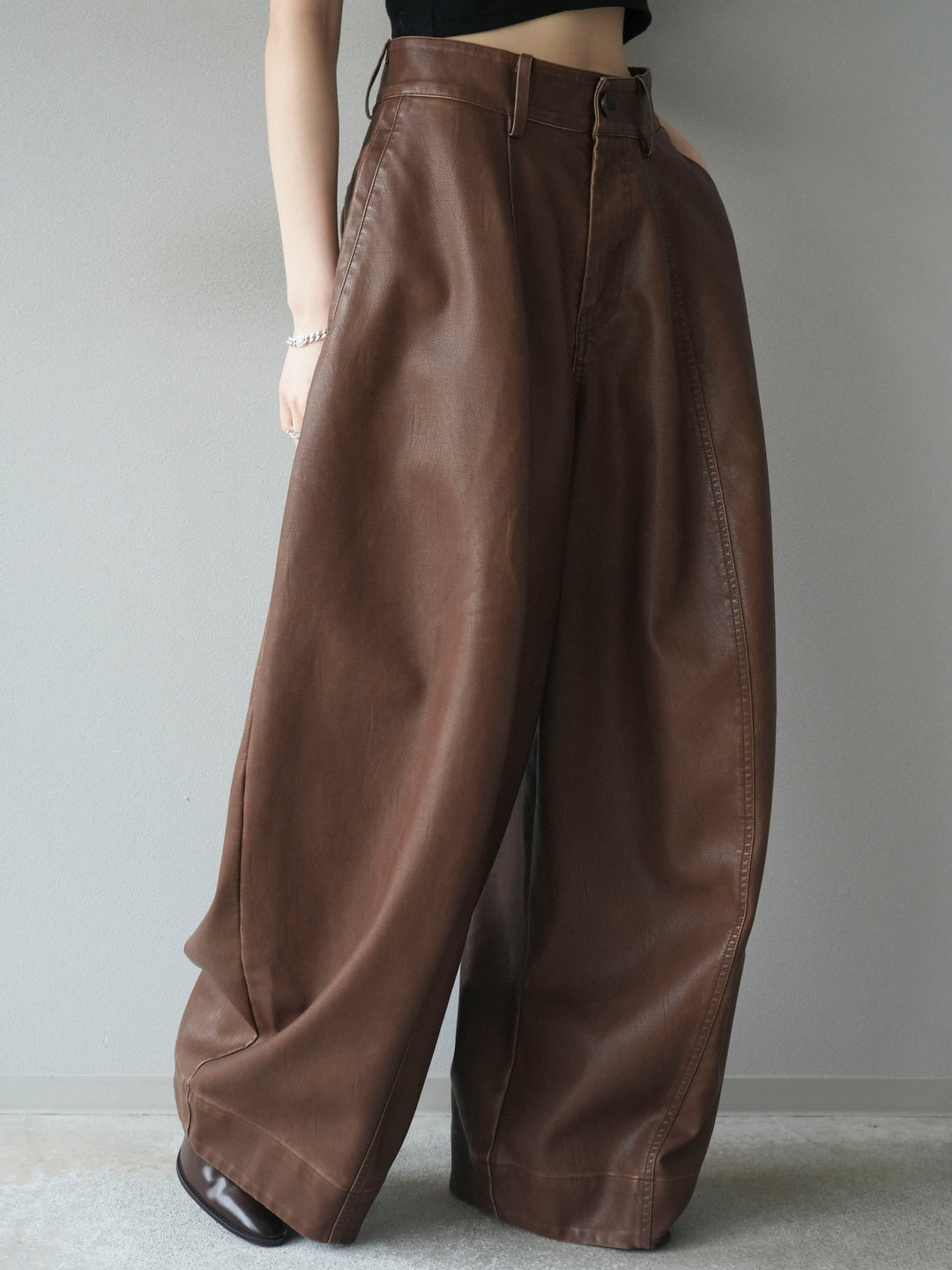[予約]ヴィンテージレザーバギーパンツ/brown