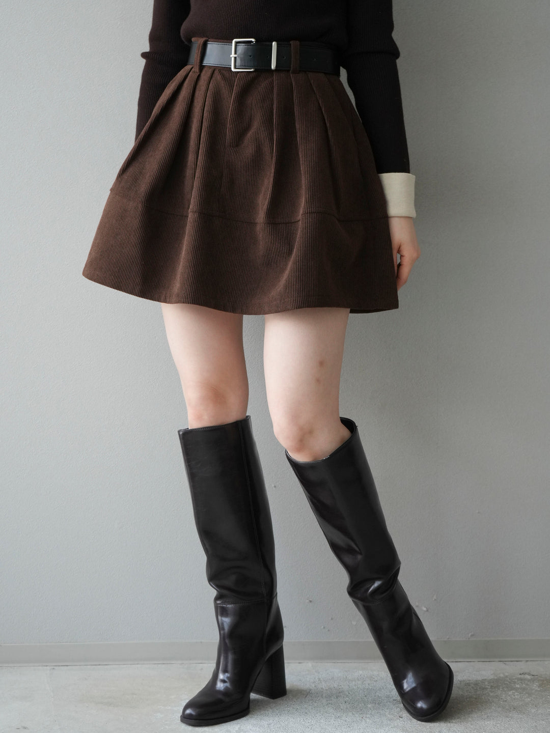 [予約]ベルト付インパンコーデュロイタックフレアスカート/brown
