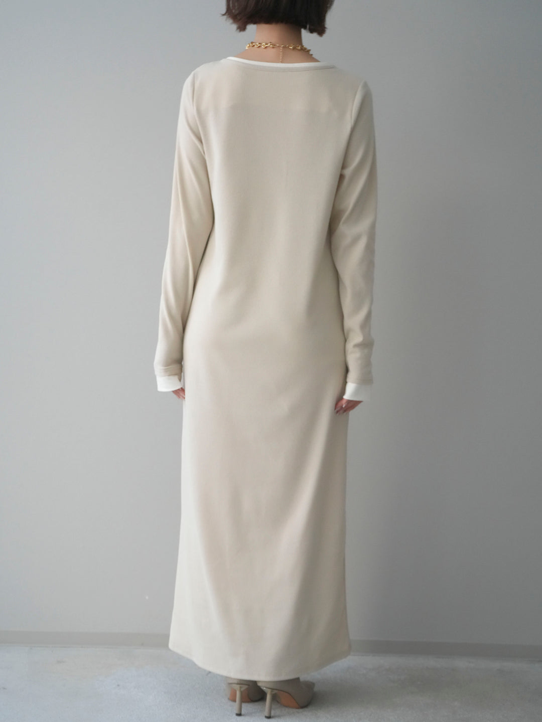 [予約]配色レイヤードヘンリーネックカットリブワンピース/ivory