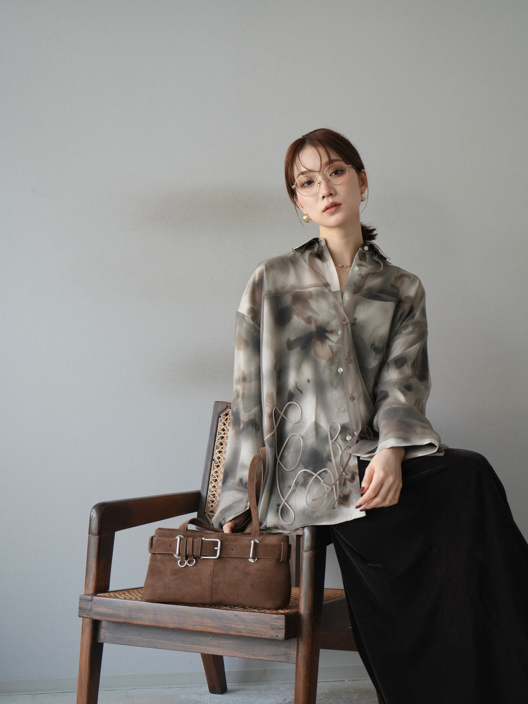 [SET]コード刺繍チュールシャツ＆ニュアンス柄シャツアンサンブル+ベロアナロースカート(2set)