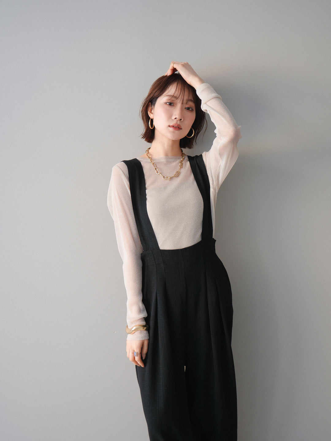 [予約]シボ加工ハイウエストタックサロペット/black