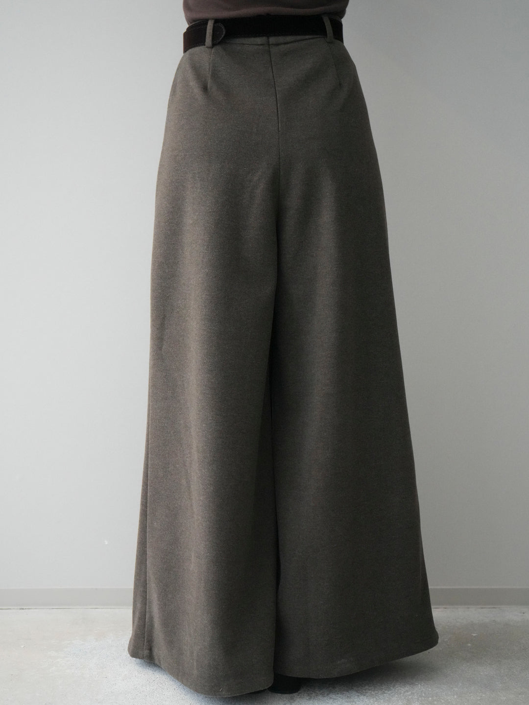 [予約]ベルト付きフロントタックワイドパンツ/brown