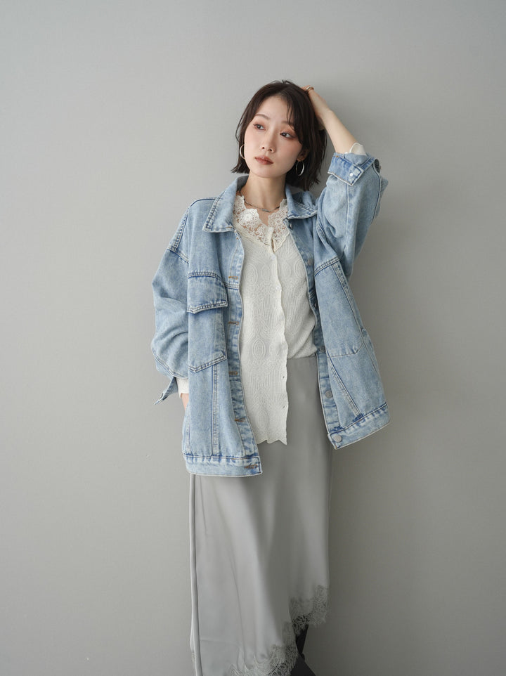 [SET]デザインBIGポケットオーバーデニムジャケット+レースネックジャガードニットカーディガン+サテンライクアシメレーススカート+センターシームフレアパンツ(4set))