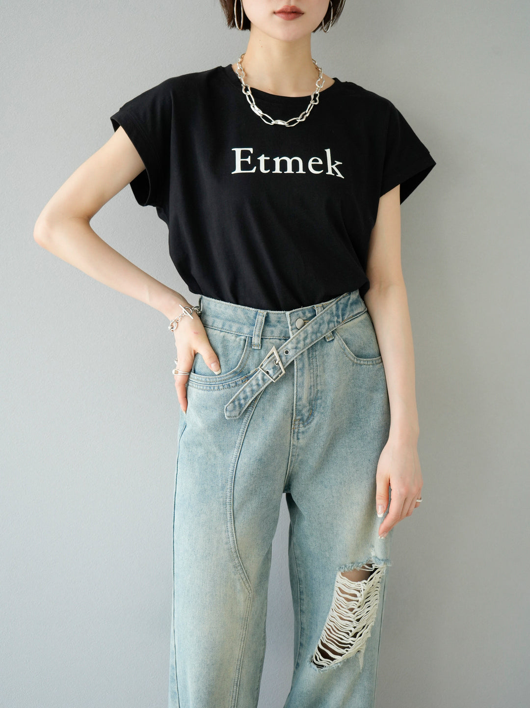 [予約]'Etmek'プリントフレンチスリーブTシャツ/ブラック