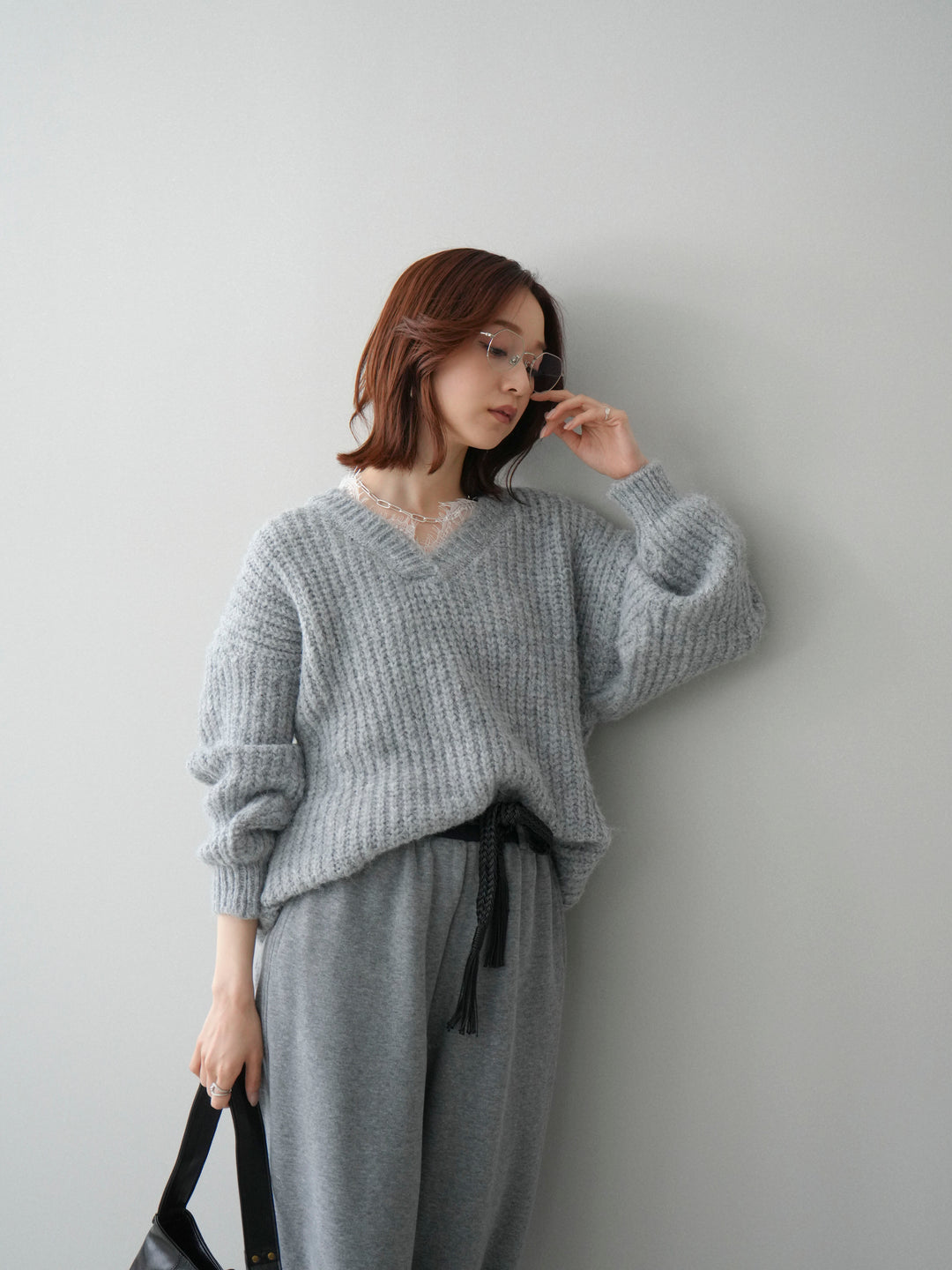 [SET]Vネックレースニットプルオーバー+編み込みベルト付きウエスト配色スエットパンツ(2set)