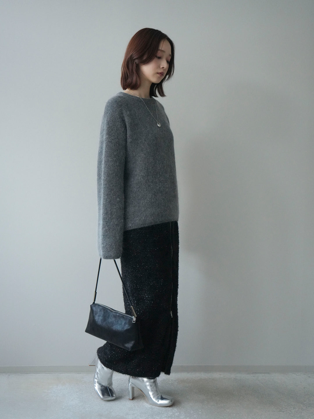 [SET]アンゴラタッチクルーネックニットプルオーバー+ラメシャギーフロントジップスカート(2set)