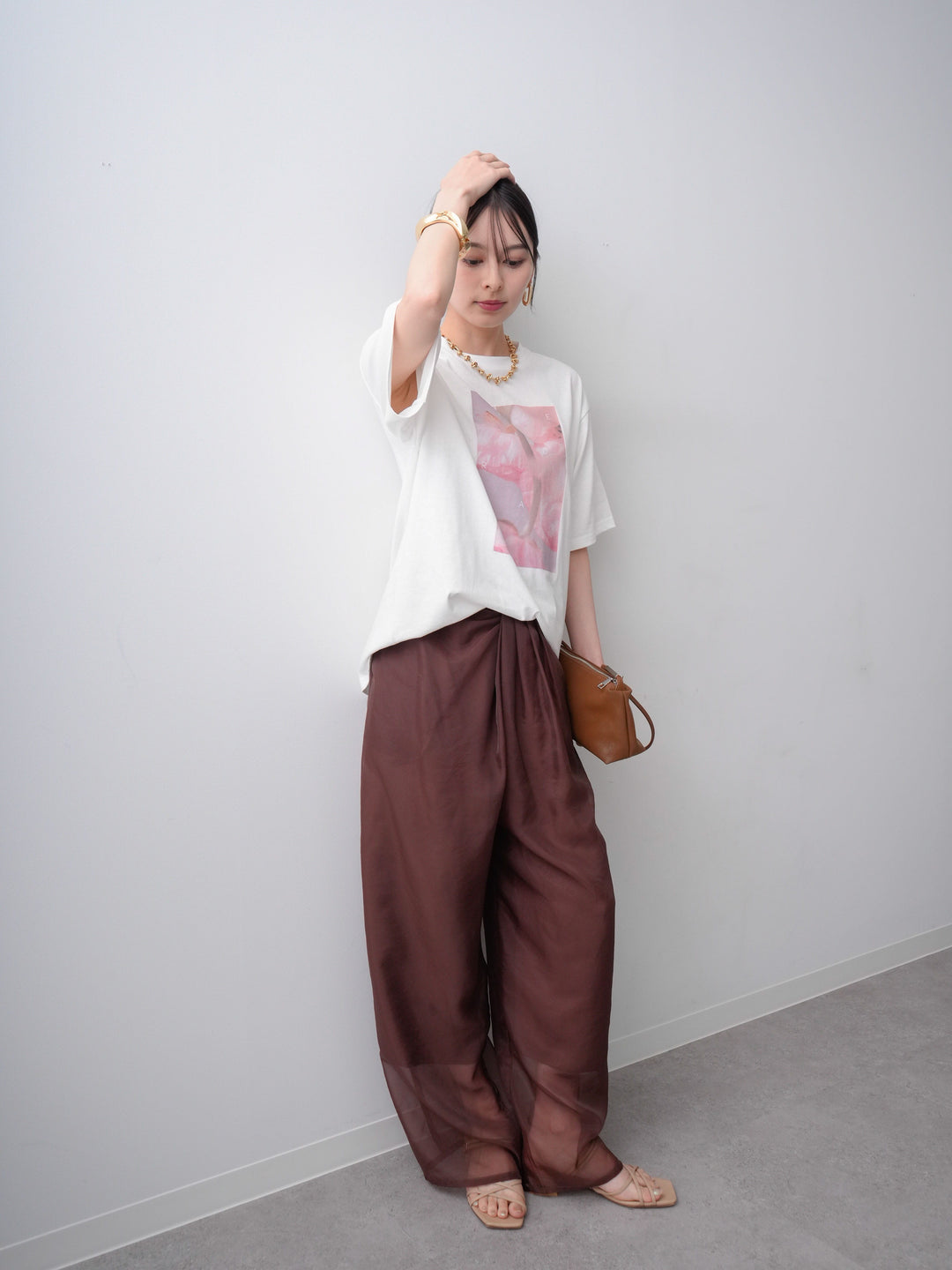 [SET]ニュアンスフローラルフォトTEE+シアーレイヤードフロントタックイージパンツ(2set)