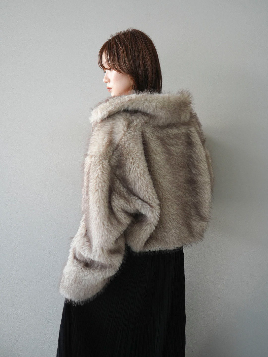 [予約]フェイクファーショートZIPジャケット/beigemix