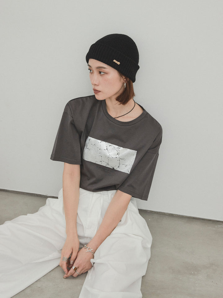 [予約]箔プリントドライタッチコットンTEE /チャコール
