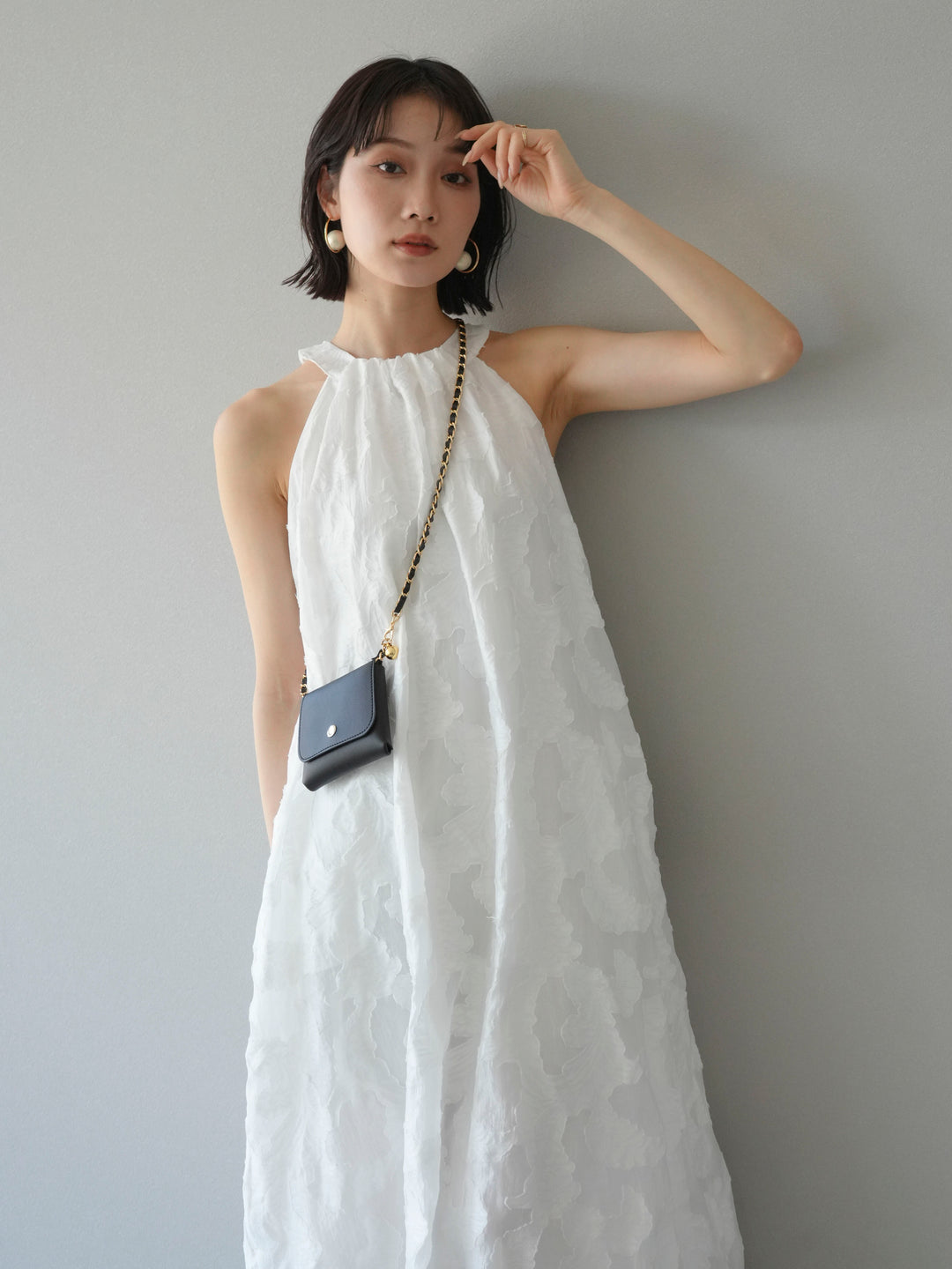 【預購】提花掛脖洋裝/白色
