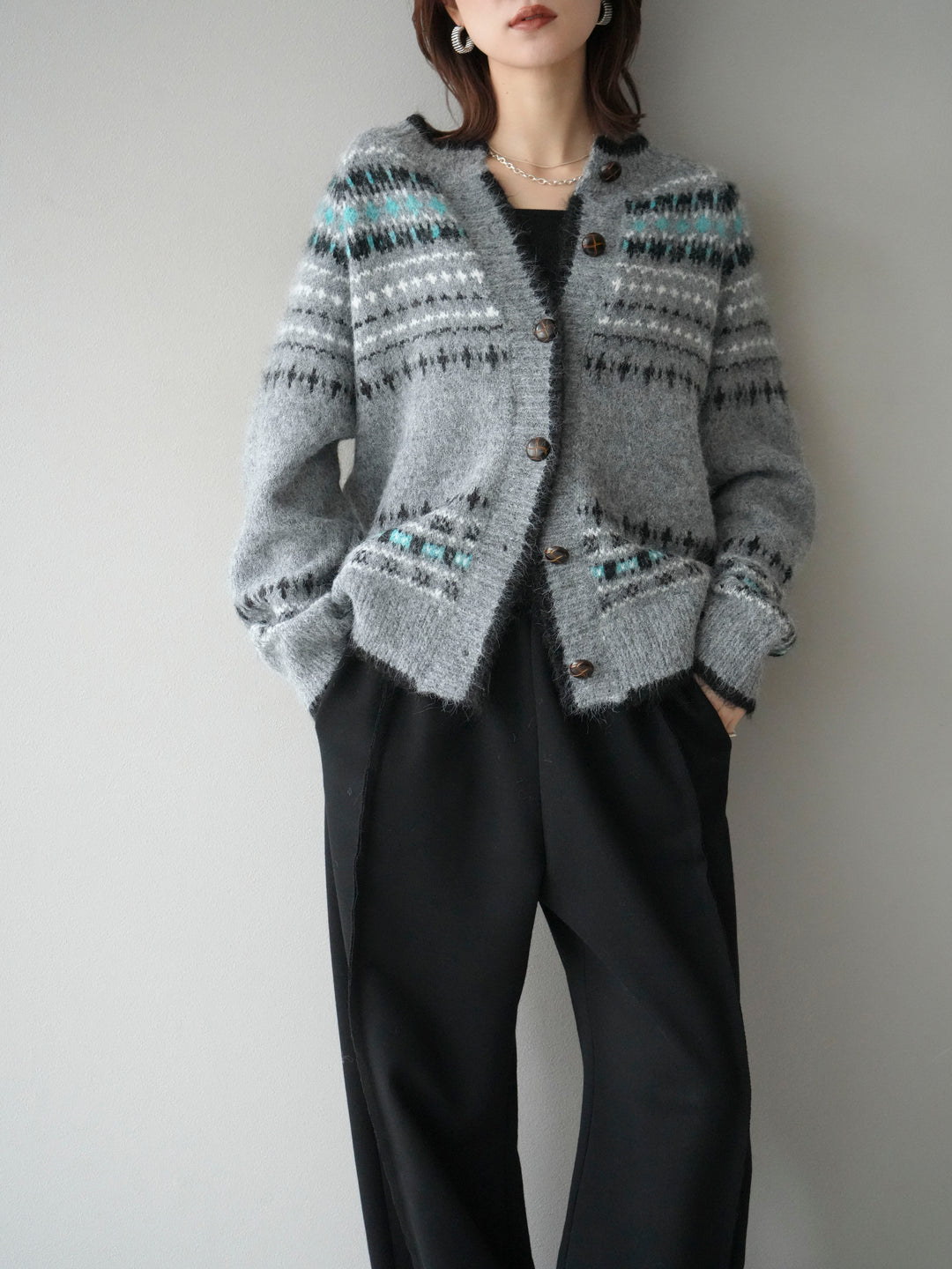 [SET]求心柄ウッドボタンニットカーディガン+選べるアクセセット(2set)