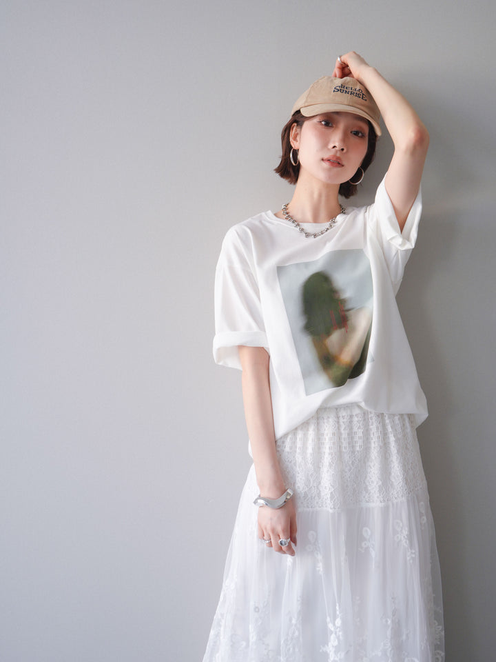 [SET]ブラーアートフォトTシャツ+シアーレースマキシスカート(2set)