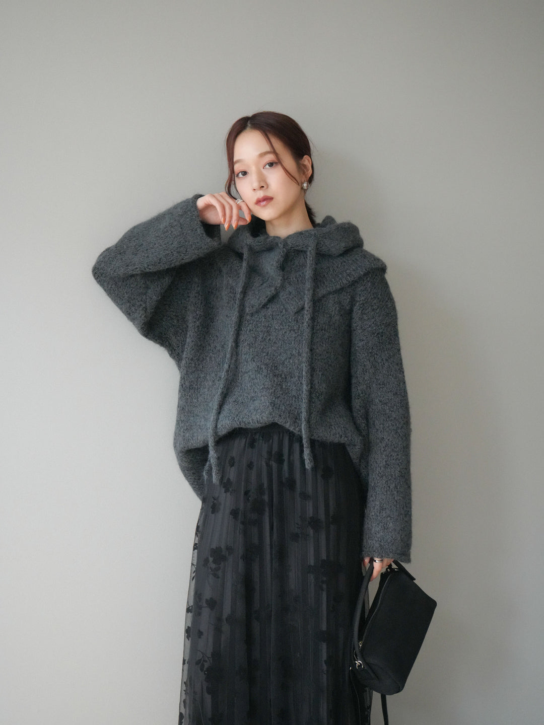 [SET]バラクラバSETニットプルオーバー+フラワーフロッキーチュールプリーツスカート(2set)