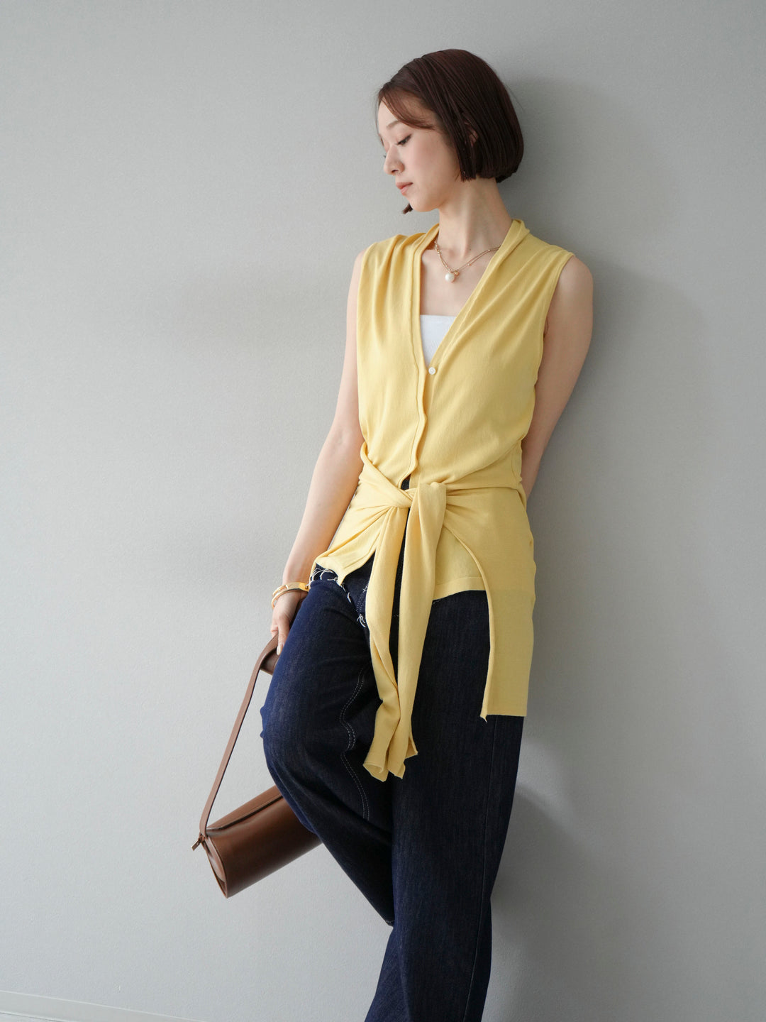 [SET]腰巻きデザインノースリーブニットカーディガン+ヒップデザインデニムパンツ(2set)