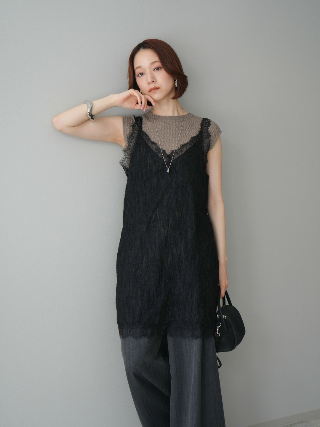 [予約]レース切替ジャガードニットロングキャミソール/black