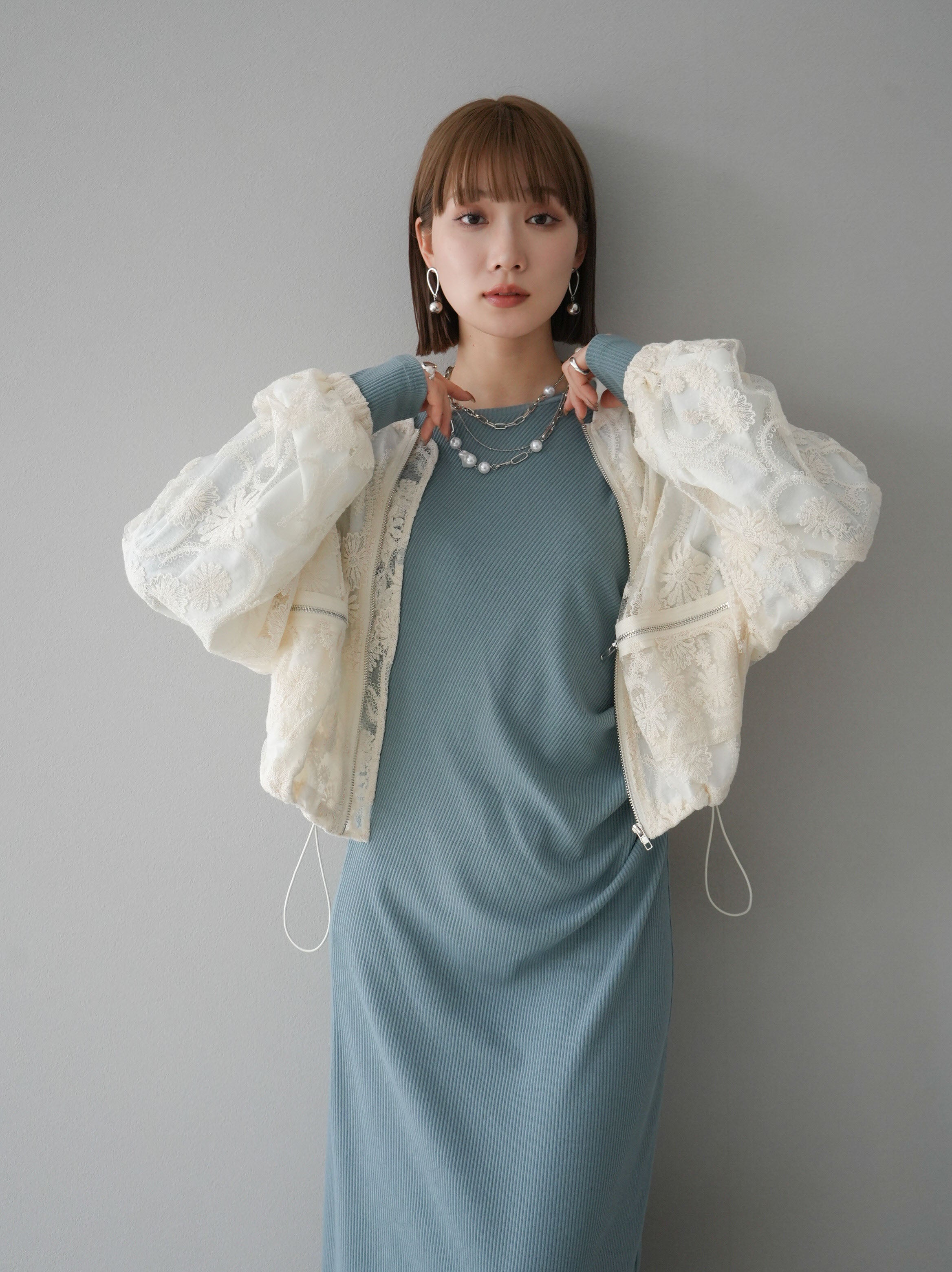 予約]ウエストタックショルダーデザインカットリブワンピース/サックス