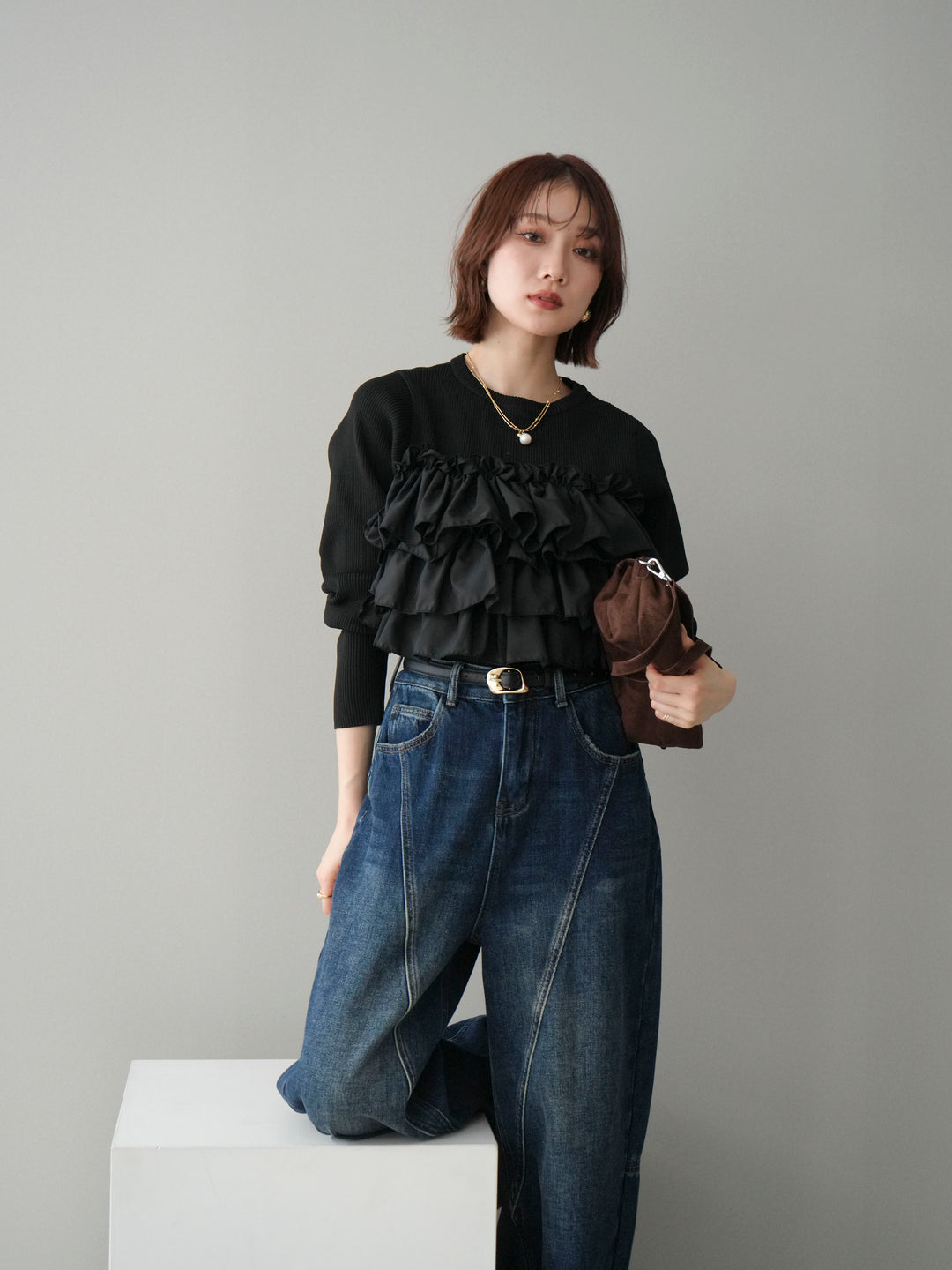 [予約]フリルビスチェドッキングスポンジニットプルオーバー/black