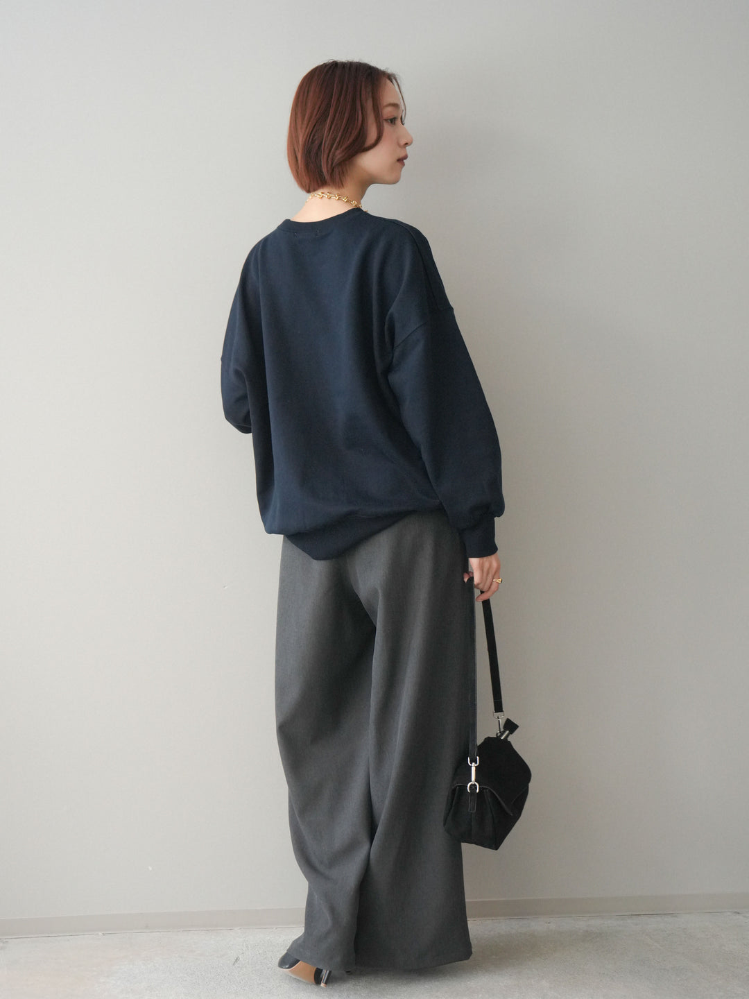 [SET]カレッジロゴ刺繍BIGスウェットプルオーバー+サテンベルトタックワイドパンツ(2set)