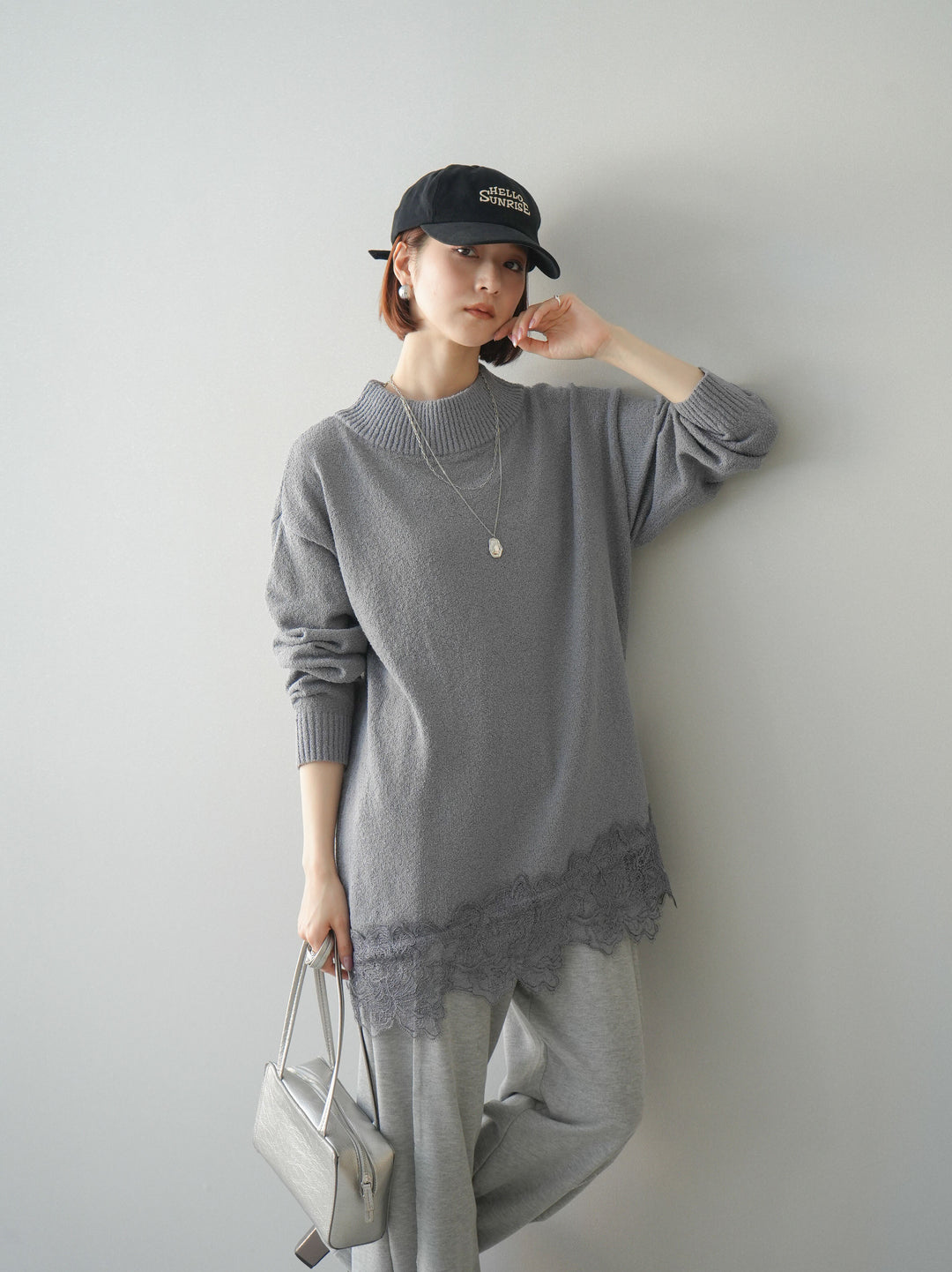 [SET]アシンメトリーレースヘムニットプルオーバー+2WAYデザインスウェットパンツ(2set)