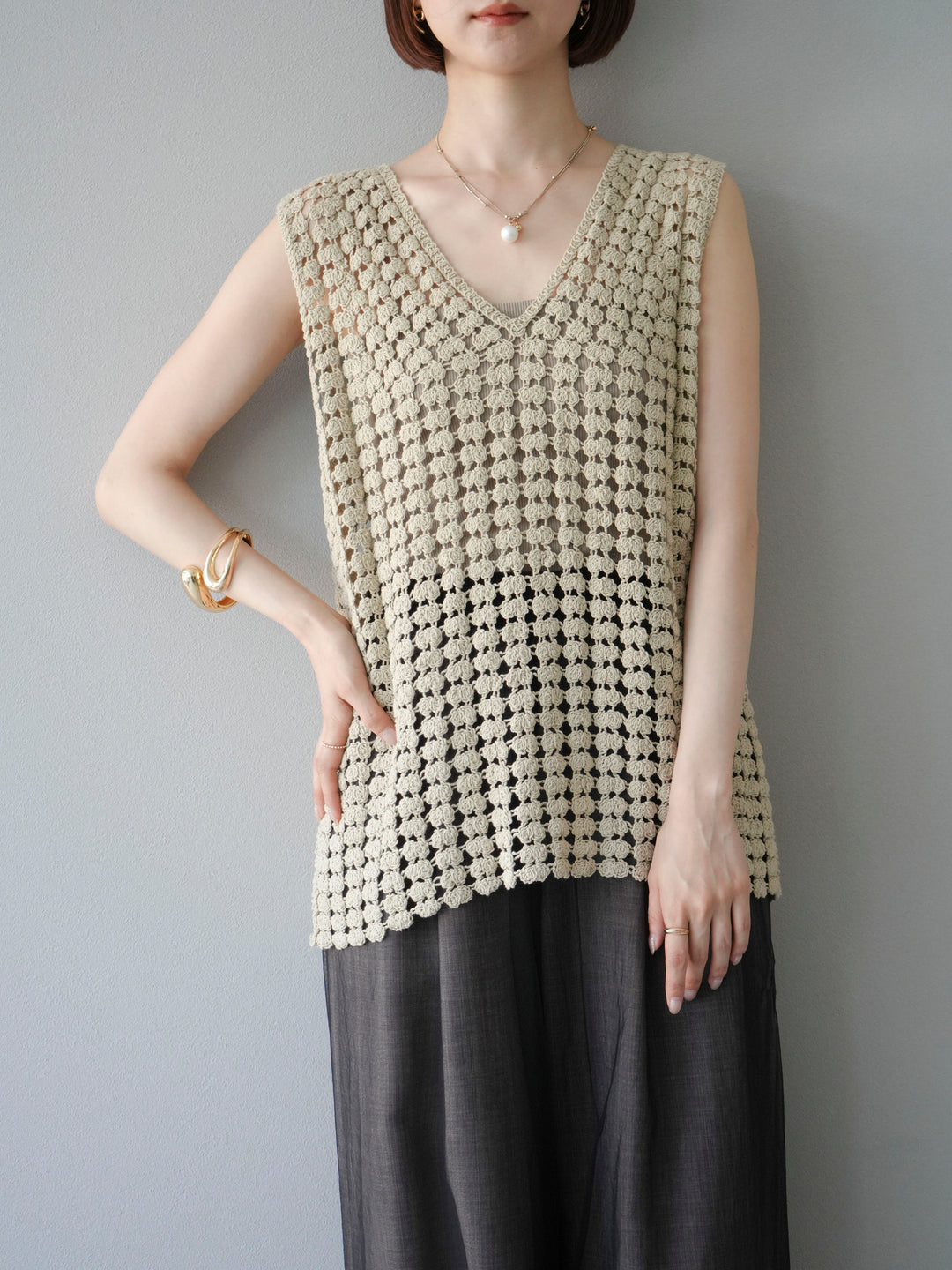 [予約]レースアップクロシェ編みニットベスト/ベージュ