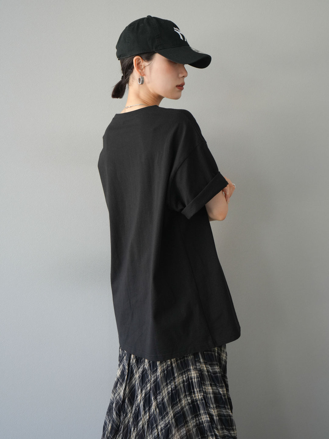 [SET]ネオンロゴフォトプリントBIG Tシャツ+シアーチェックアシンメトリーワッシャースカート(2set)