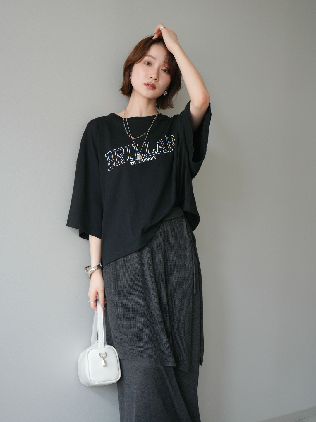 [SET]ボックスシルエットロゴTEE+レイヤードラップニットスカート(2set)