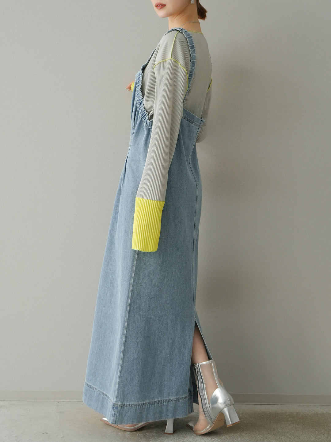 [預購] 牛仔拉鍊衛衣裙/淺藍