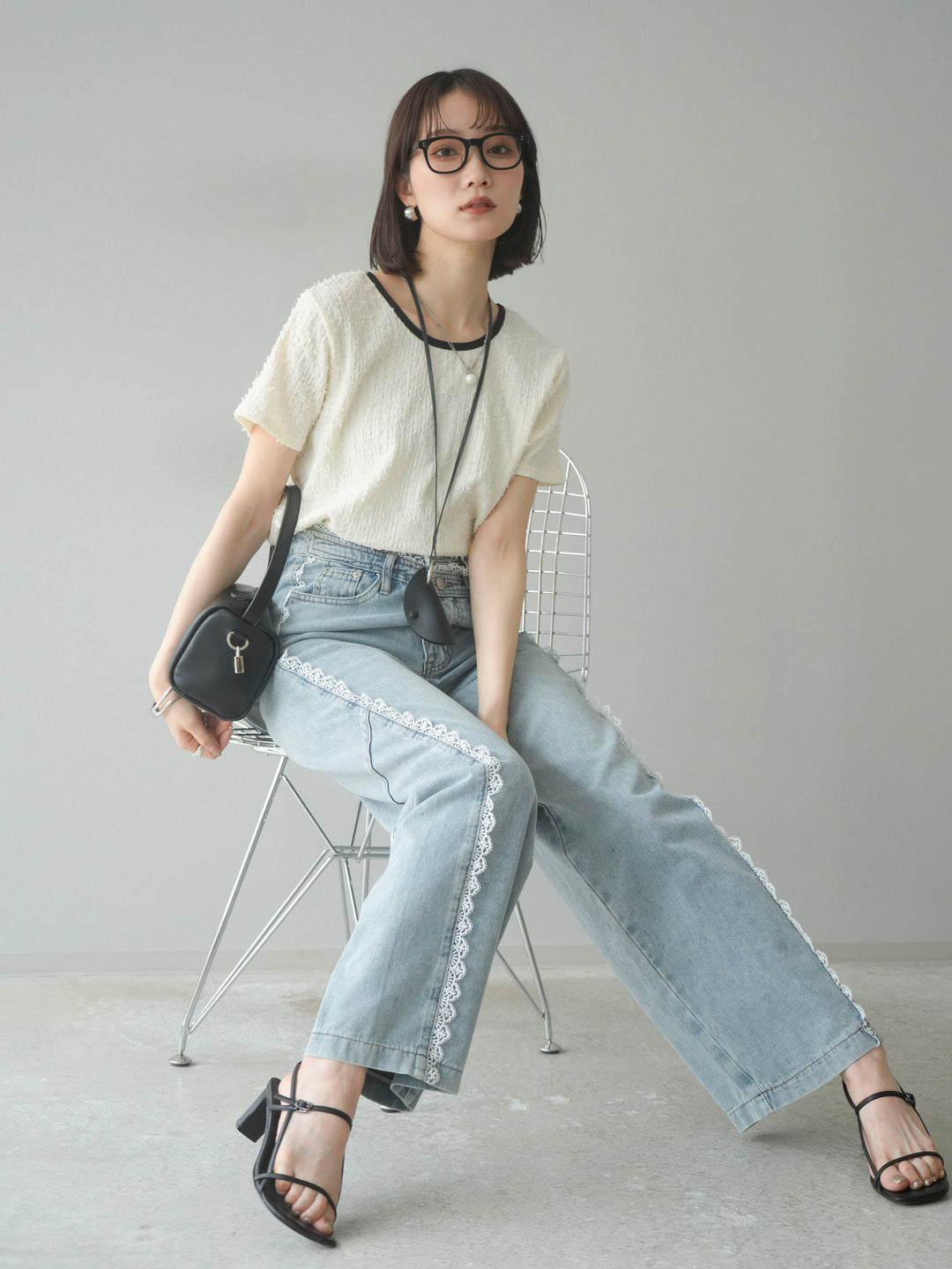 【預訂】顏色協調的滾邊蓬鬆剪裁上衣/象牙白