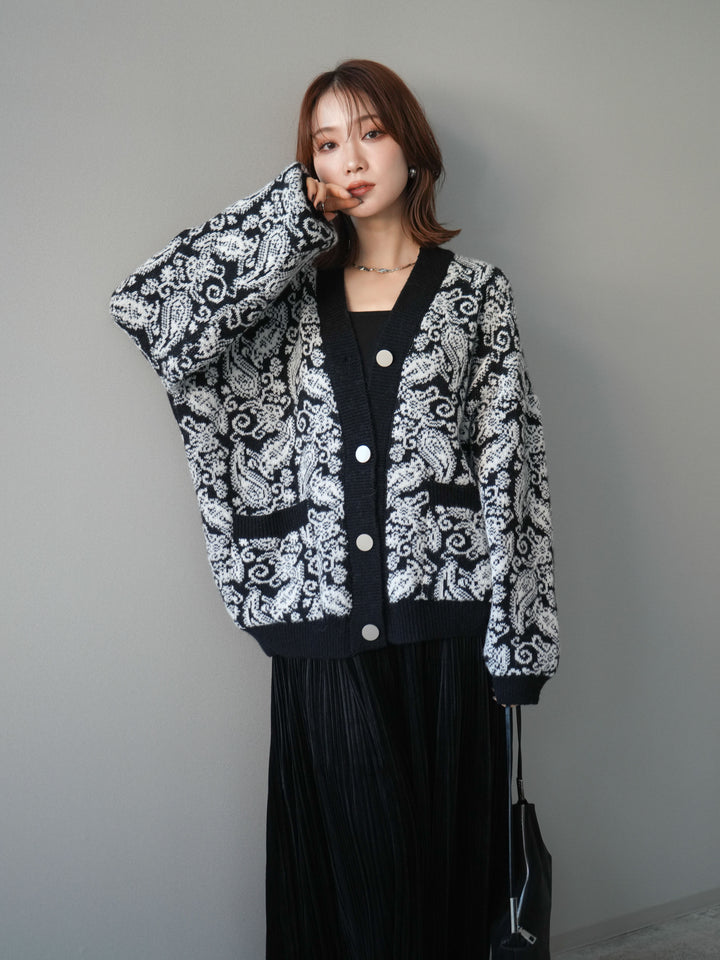 [予約]ペイズリー柄ニットカーディガン/black