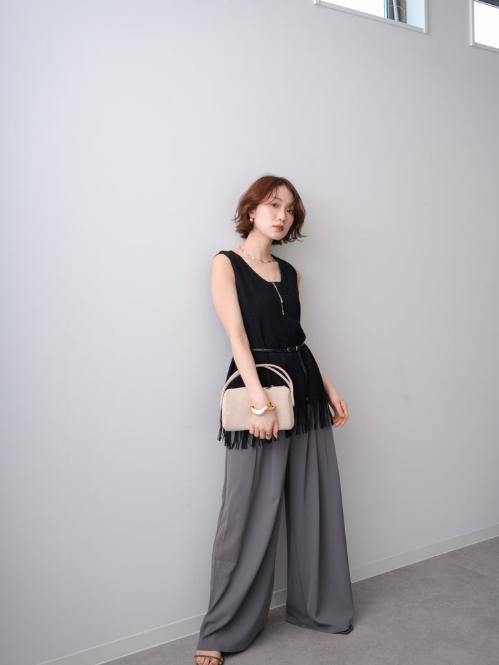 [予約]ベルト付透かし編みフリンジノースリトップス/black