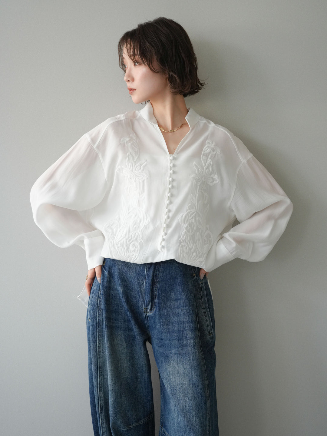 【預購】前繩刺繡襯衫/白色