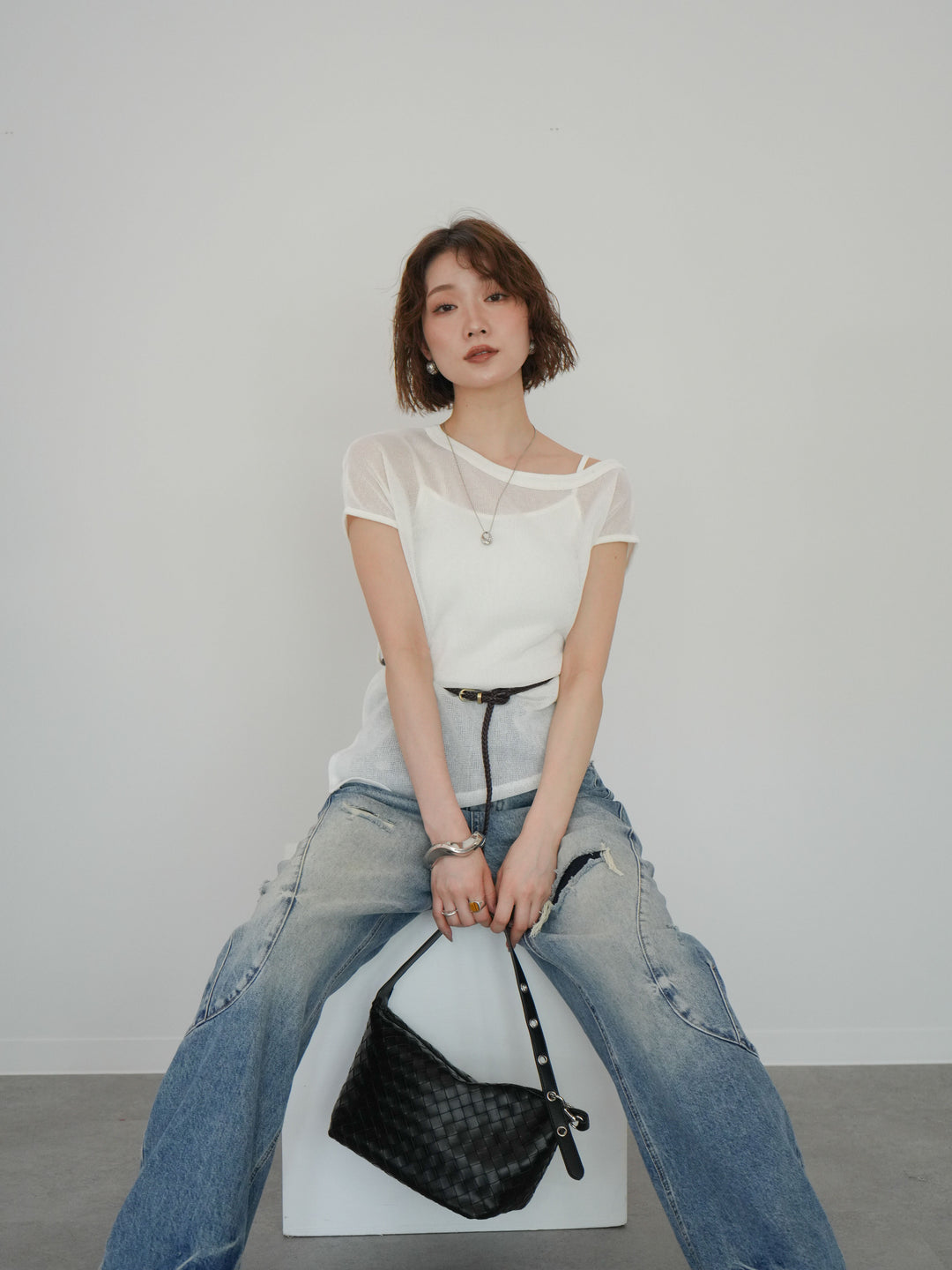 [予約]ベルト付アシメシアーニットトップス/white