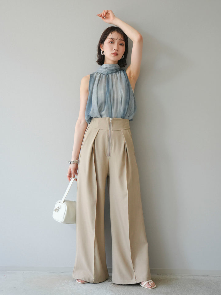 [予約]ニュアンスシアーホルターネックブラウス/グリーン