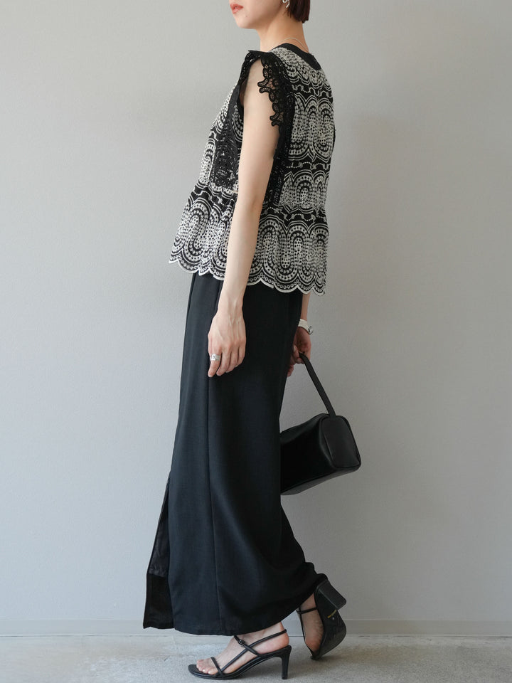 [SET] 扇貝刺繡蕾絲上衣 + 亞麻質感拉鍊開衩緊身裙（2件套）