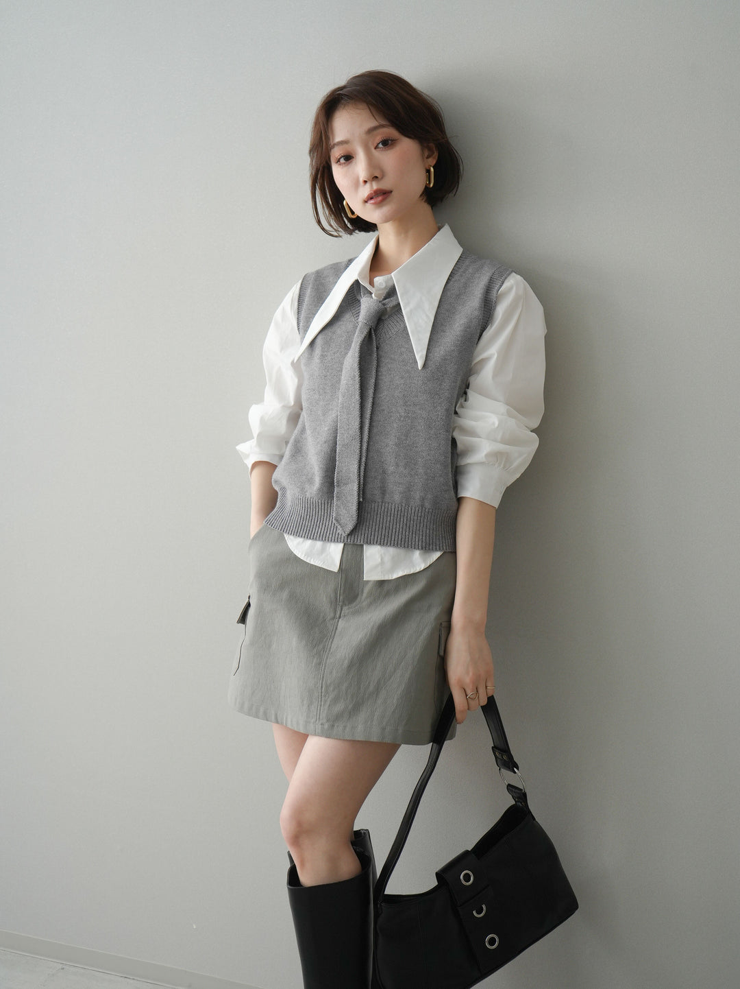 【套裝】蝴蝶結針織背心套裝襯衫+繫帶工裝迷你裙（兩件組）