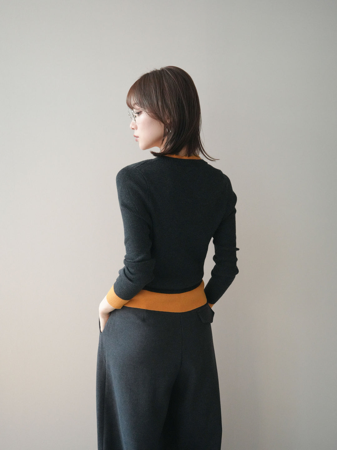 [SET]Uネック配色レイヤードリブニットトップス+選べるアクセセット(2set)