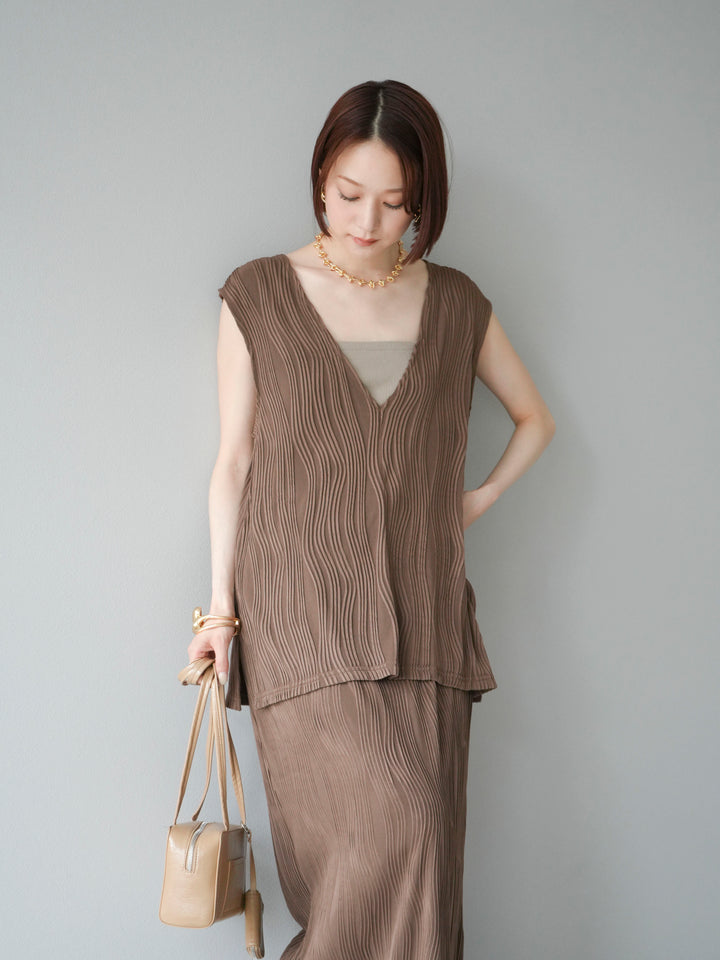 [SET]ウェーブパイピングVネックベスト+カップ付テレコリブベアキャミソール(2set)