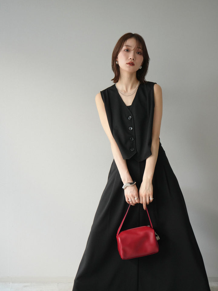 [予約]ポンチノーカラーベスト/ブラック