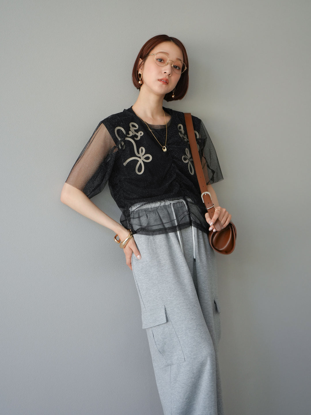 [SET]ラメチュールシャーリングプルオーバー+コード刺繍フレンチスリーブTシャツ(2set)