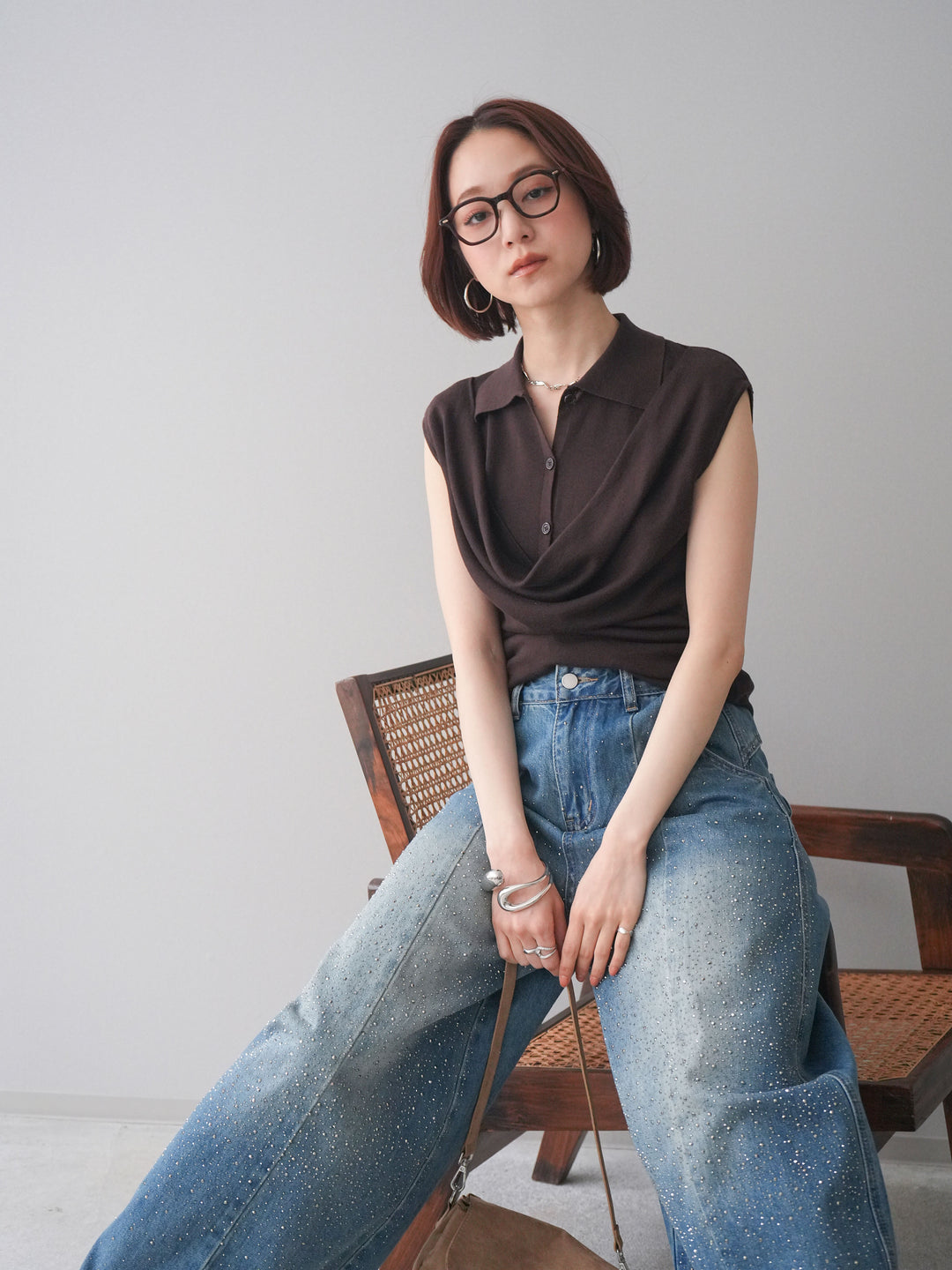 [SET]ノースリーブドレープニットトップス+フロントビジューカーブデニムパンツ(2set)